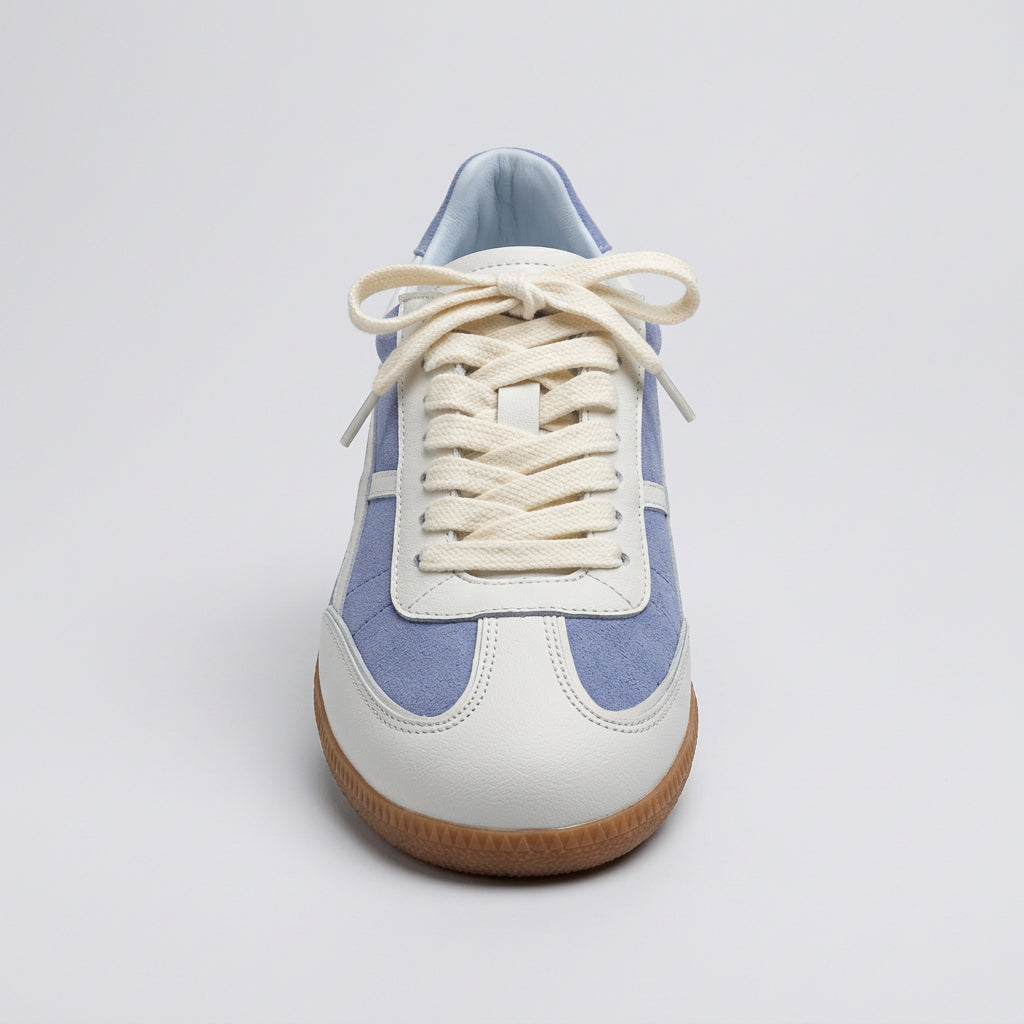Vieux Desoto retro sneaker in light blue and white