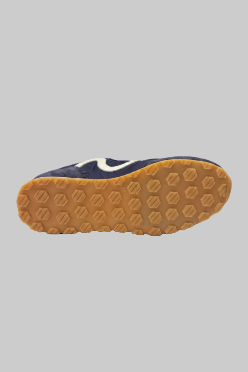 Vieux Riverbend women's retro runner in navy and white leather and suede, gum rubber sole